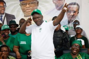 Chairman Jimmy Batilo Songa addressing SLPP supporters during the party’s leadership handover event on October 18, 2025.